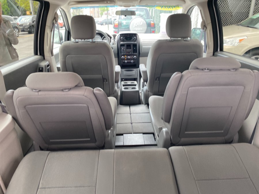 2008 Dodge Grand Caravan 4dr Wgn SE, available for sale in Middle Village, New York | Middle Village Motors . Middle Village, New York 2008 Dodge Grand Caravan 4dr Wgn SE, available for sale in Middle Village, New York | Middle Village Motors . Middle Village, New York