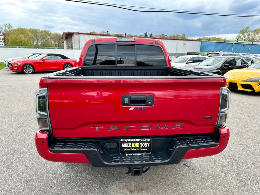 2016 Toyota Tacoma 4WD Double Cab V6 AT SR (Natl), available for sale in South Windsor, Connecticut | Mike And Tony Auto Sales, Inc. South Windsor, Connecticut 2016 Toyota Tacoma 4WD Double Cab V6 AT SR (Natl), available for sale in South Windsor, Connecticut | Mike And Tony Auto Sales, Inc. South Windsor, Connecticut