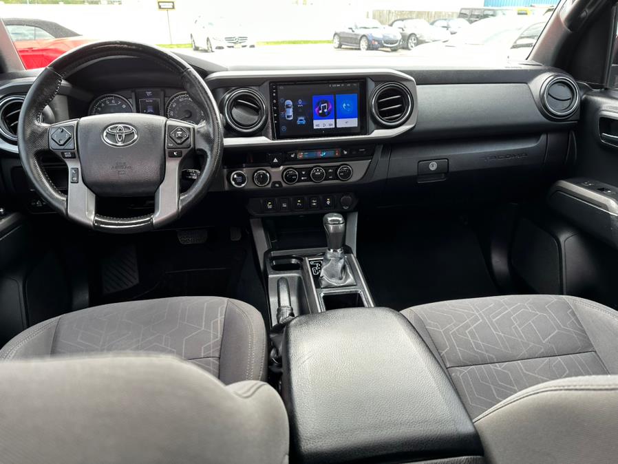 2016 Toyota Tacoma 4WD Double Cab V6 AT SR (Natl), available for sale in South Windsor, Connecticut | Mike And Tony Auto Sales, Inc. South Windsor, Connecticut 2016 Toyota Tacoma 4WD Double Cab V6 AT SR (Natl), available for sale in South Windsor, Connecticut | Mike And Tony Auto Sales, Inc. South Windsor, Connecticut
