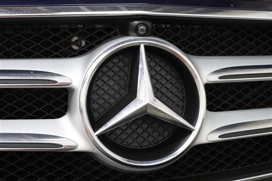 2019 Mercedes-benz e Sport 300 4MATIC, available for sale in Paterson, New Jersey | Fast Track Motors. Paterson, New Jersey 2019 Mercedes-benz e Sport 300 4MATIC, available for sale in Paterson, New Jersey | Fast Track Motors. Paterson, New Jersey