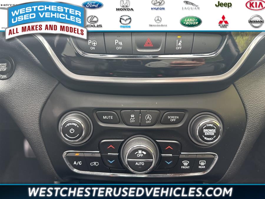 2021 Jeep Cherokee Limited, available for sale in White Plains, New York | Westchester Used Vehicles. White Plains, New York 2021 Jeep Cherokee Limited, available for sale in White Plains, New York | Westchester Used Vehicles. White Plains, New York