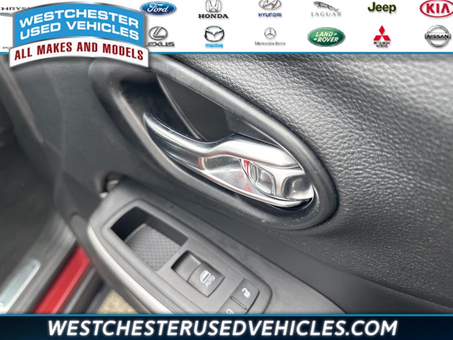 2021 Jeep Cherokee Limited, available for sale in White Plains, New York | Westchester Used Vehicles. White Plains, New York 2021 Jeep Cherokee Limited, available for sale in White Plains, New York | Westchester Used Vehicles. White Plains, New York
