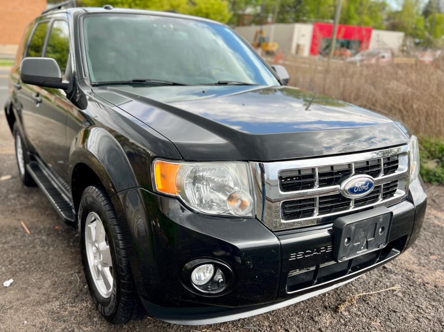 Used Ford Escape 4WD 4dr XLT 2011 | Wallingford Auto Center LLC. Wallingford, Connecticut