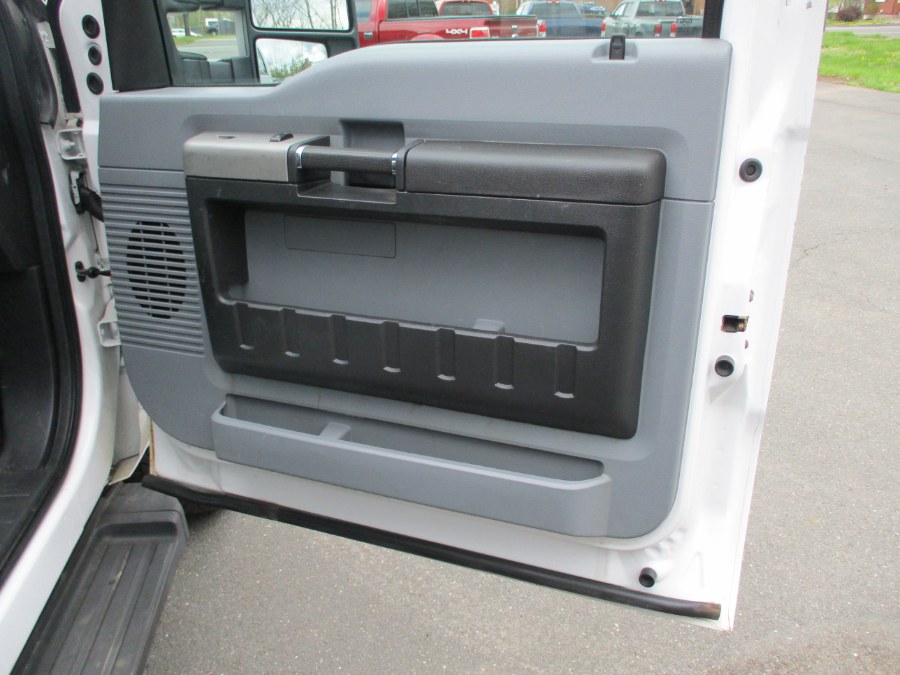 2016 Ford Super Duty F-250 SRW 4WD Reg Cab 137" XLT, available for sale in Suffield, Connecticut | Suffield Auto Sales. Suffield, Connecticut 2016 Ford Super Duty F-250 SRW 4WD Reg Cab 137" XLT, available for sale in Suffield, Connecticut | Suffield Auto Sales. Suffield, Connecticut