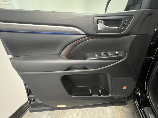 2019 Toyota Highlander Hybrid Limited, available for sale in Maple Shade, New Jersey | Car Revolution. Maple Shade, New Jersey 2019 Toyota Highlander Hybrid Limited, available for sale in Maple Shade, New Jersey | Car Revolution. Maple Shade, New Jersey