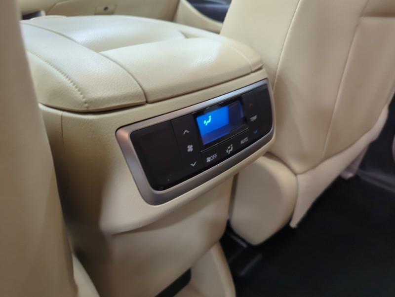 2019 Toyota Highlander Hybrid Limited, available for sale in Maple Shade, New Jersey | Car Revolution. Maple Shade, New Jersey 2019 Toyota Highlander Hybrid Limited, available for sale in Maple Shade, New Jersey | Car Revolution. Maple Shade, New Jersey