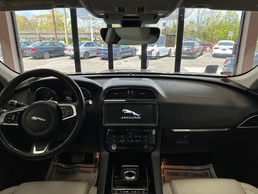 2019 Jaguar F-PACE 30t Prestige AWD, available for sale in Massapequa Park, New York | Power Motors East. Massapequa Park, New York 2019 Jaguar F-PACE 30t Prestige AWD, available for sale in Massapequa Park, New York | Power Motors East. Massapequa Park, New York