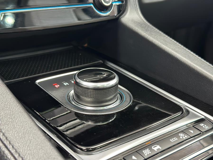 2019 Jaguar F-PACE 30t Prestige AWD, available for sale in Massapequa Park, New York | Power Motors East. Massapequa Park, New York 2019 Jaguar F-PACE 30t Prestige AWD, available for sale in Massapequa Park, New York | Power Motors East. Massapequa Park, New York