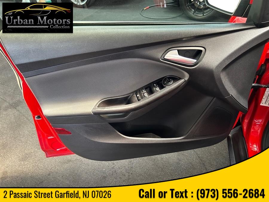 2014 Ford Focus SE, available for sale in Garfield, New Jersey | Urban Motors Collection. Garfield, New Jersey 2014 Ford Focus SE, available for sale in Garfield, New Jersey | Urban Motors Collection. Garfield, New Jersey