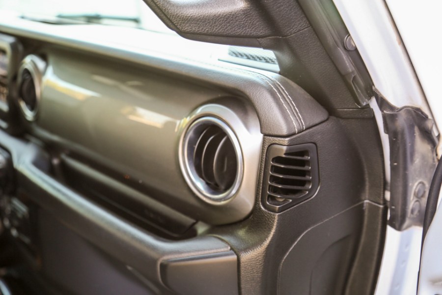 2021 Jeep Wrangler Unlimited Sahara 4x4, available for sale in Miami, Florida | 26 Motors Miami. Miami, Florida 2021 Jeep Wrangler Unlimited Sahara 4x4, available for sale in Miami, Florida | 26 Motors Miami. Miami, Florida