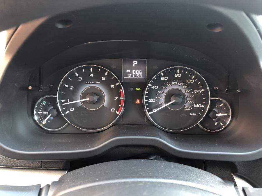 2010 Subaru Outback 4dr Wgn H4 Auto 2.5i, available for sale in Waterbury, Connecticut | National Auto Brokers, Inc.. Waterbury, Connecticut 2010 Subaru Outback 4dr Wgn H4 Auto 2.5i, available for sale in Waterbury, Connecticut | National Auto Brokers, Inc.. Waterbury, Connecticut