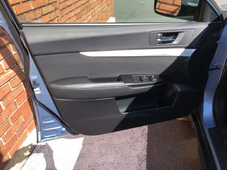 2010 Subaru Outback 4dr Wgn H4 Auto 2.5i, available for sale in Waterbury, Connecticut | National Auto Brokers, Inc.. Waterbury, Connecticut 2010 Subaru Outback 4dr Wgn H4 Auto 2.5i, available for sale in Waterbury, Connecticut | National Auto Brokers, Inc.. Waterbury, Connecticut