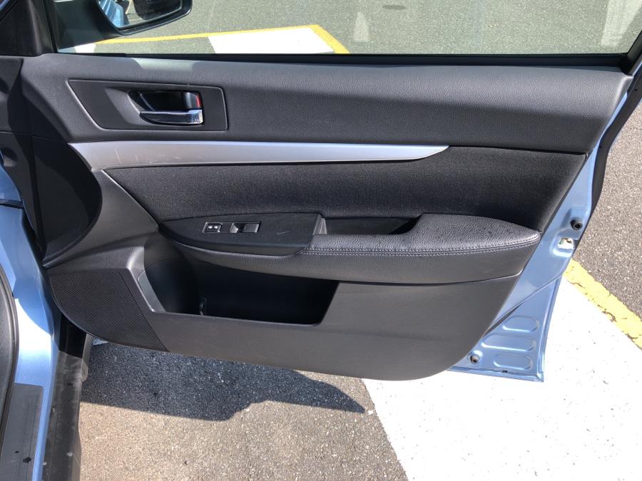 2010 Subaru Outback 4dr Wgn H4 Auto 2.5i, available for sale in Waterbury, Connecticut | National Auto Brokers, Inc.. Waterbury, Connecticut 2010 Subaru Outback 4dr Wgn H4 Auto 2.5i, available for sale in Waterbury, Connecticut | National Auto Brokers, Inc.. Waterbury, Connecticut