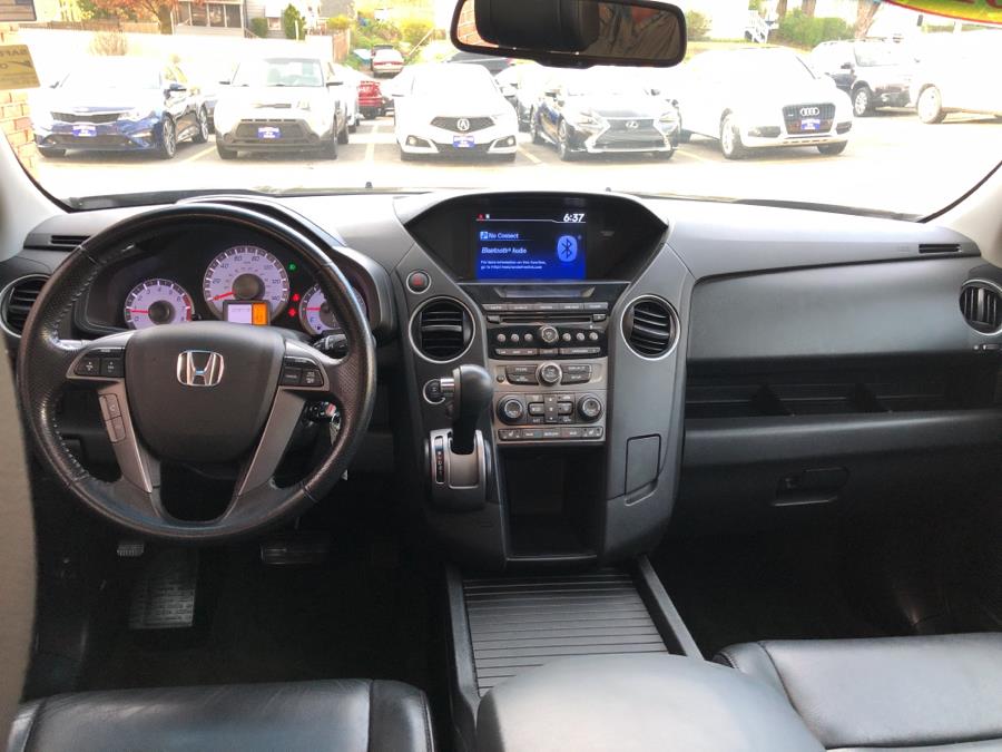 2015 Honda Pilot 4WD 4dr EX-L, available for sale in Waterbury, Connecticut | National Auto Brokers, Inc.. Waterbury, Connecticut 2015 Honda Pilot 4WD 4dr EX-L, available for sale in Waterbury, Connecticut | National Auto Brokers, Inc.. Waterbury, Connecticut