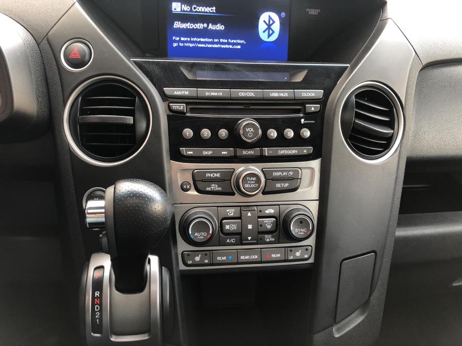 2015 Honda Pilot 4WD 4dr EX-L, available for sale in Waterbury, Connecticut | National Auto Brokers, Inc.. Waterbury, Connecticut 2015 Honda Pilot 4WD 4dr EX-L, available for sale in Waterbury, Connecticut | National Auto Brokers, Inc.. Waterbury, Connecticut