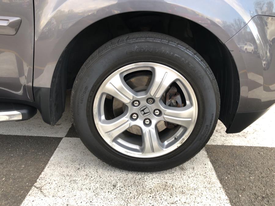2015 Honda Pilot 4WD 4dr EX-L, available for sale in Waterbury, Connecticut | National Auto Brokers, Inc.. Waterbury, Connecticut 2015 Honda Pilot 4WD 4dr EX-L, available for sale in Waterbury, Connecticut | National Auto Brokers, Inc.. Waterbury, Connecticut