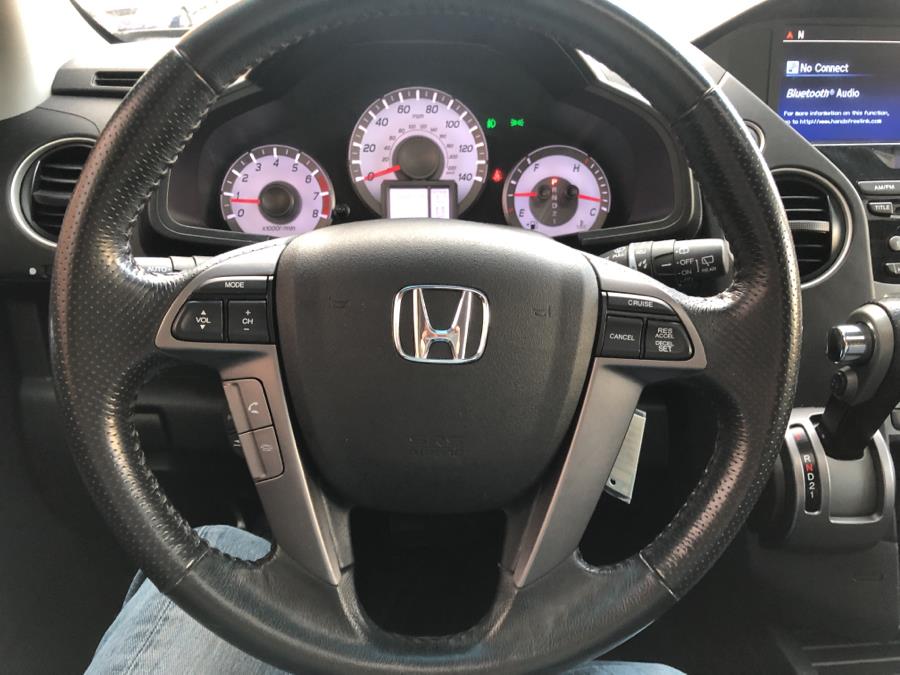 2015 Honda Pilot 4WD 4dr EX-L, available for sale in Waterbury, Connecticut | National Auto Brokers, Inc.. Waterbury, Connecticut 2015 Honda Pilot 4WD 4dr EX-L, available for sale in Waterbury, Connecticut | National Auto Brokers, Inc.. Waterbury, Connecticut