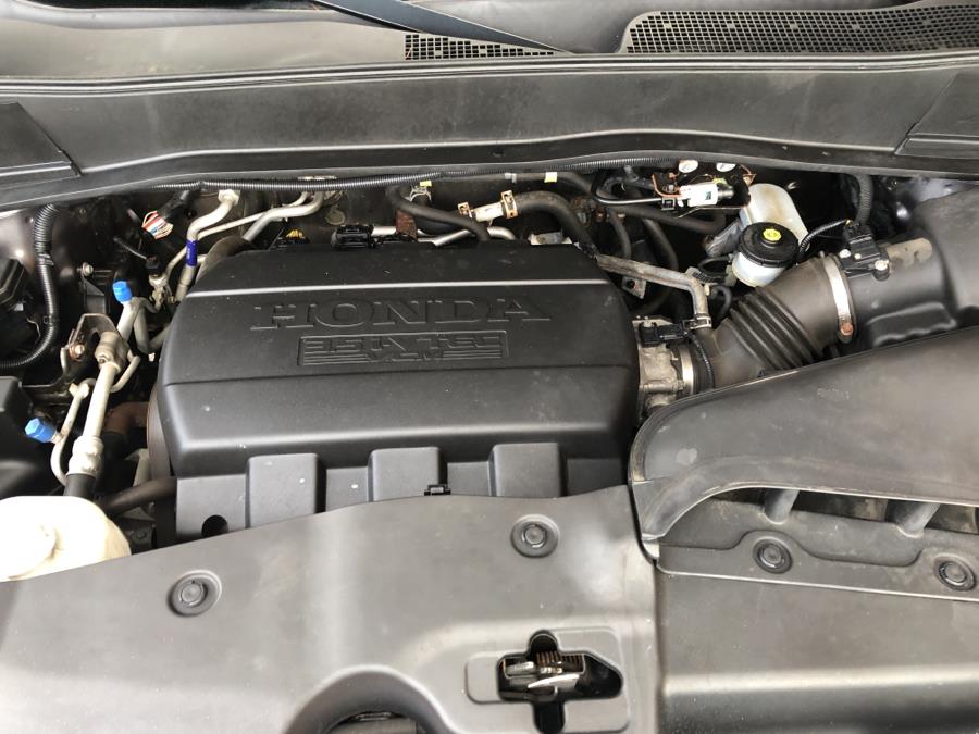 2015 Honda Pilot 4WD 4dr EX-L, available for sale in Waterbury, Connecticut | National Auto Brokers, Inc.. Waterbury, Connecticut 2015 Honda Pilot 4WD 4dr EX-L, available for sale in Waterbury, Connecticut | National Auto Brokers, Inc.. Waterbury, Connecticut