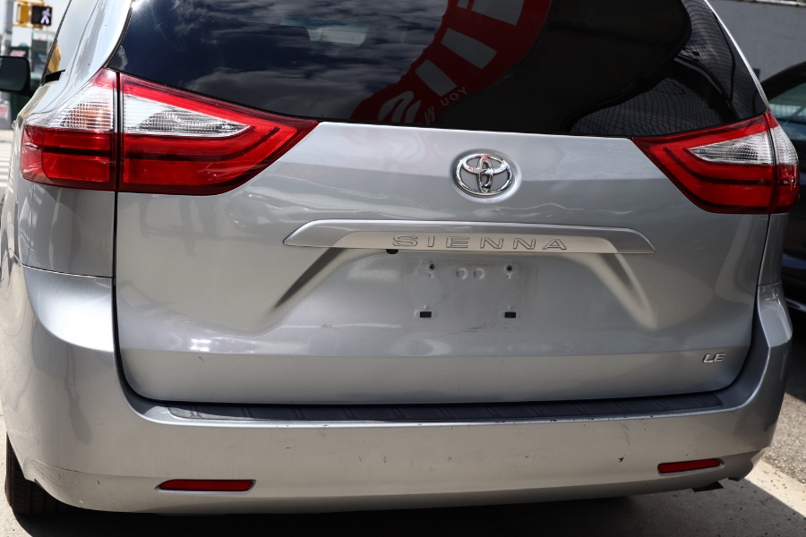 2017 Toyota Sienna LE FWD 8-Passenger (Natl), available for sale in Jamaica, New York | Hillside Auto Mall Inc.. Jamaica, New York 2017 Toyota Sienna LE FWD 8-Passenger (Natl), available for sale in Jamaica, New York | Hillside Auto Mall Inc.. Jamaica, New York