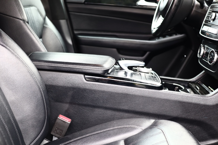 2016 Mercedes-Benz GLE 4MATIC 4dr GLE 350, available for sale in Jamaica, New York | Hillside Auto Mall Inc.. Jamaica, New York 2016 Mercedes-Benz GLE 4MATIC 4dr GLE 350, available for sale in Jamaica, New York | Hillside Auto Mall Inc.. Jamaica, New York