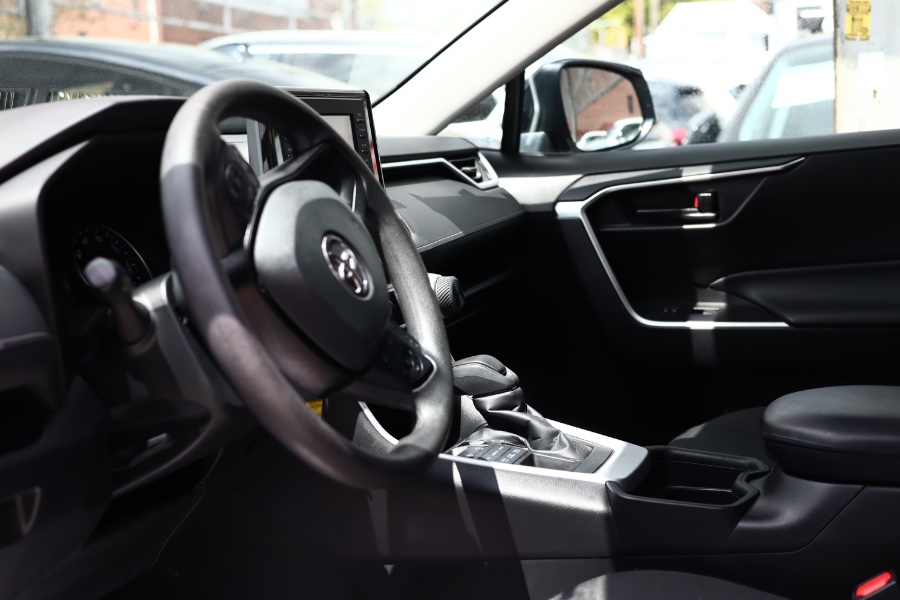 2020 Toyota RAV4 LE AWD (Natl), available for sale in Jamaica, New York | Hillside Auto Mall Inc.. Jamaica, New York 2020 Toyota RAV4 LE AWD (Natl), available for sale in Jamaica, New York | Hillside Auto Mall Inc.. Jamaica, New York