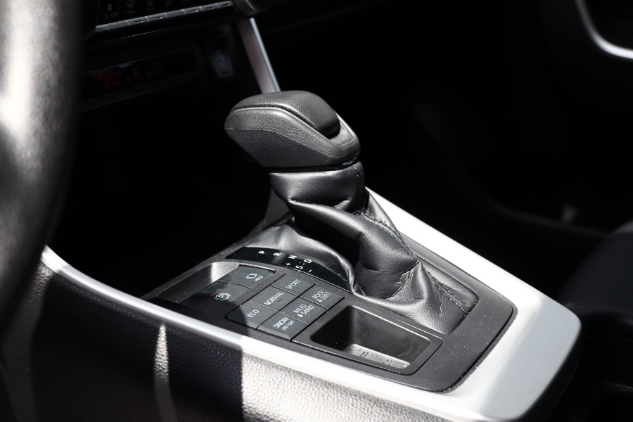 2020 Toyota RAV4 LE AWD (Natl), available for sale in Jamaica, New York | Hillside Auto Mall Inc.. Jamaica, New York 2020 Toyota RAV4 LE AWD (Natl), available for sale in Jamaica, New York | Hillside Auto Mall Inc.. Jamaica, New York