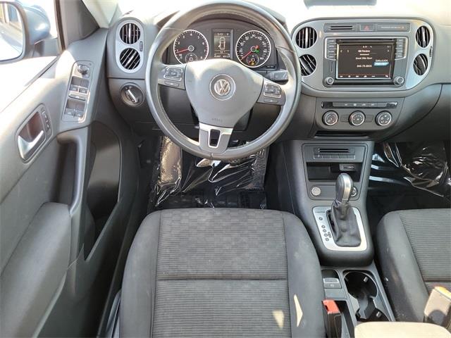2017 Volkswagen Tiguan Limited 2.0T, available for sale in Stratford, Connecticut | Wiz Leasing Inc. Stratford, Connecticut 2017 Volkswagen Tiguan Limited 2.0T, available for sale in Stratford, Connecticut | Wiz Leasing Inc. Stratford, Connecticut