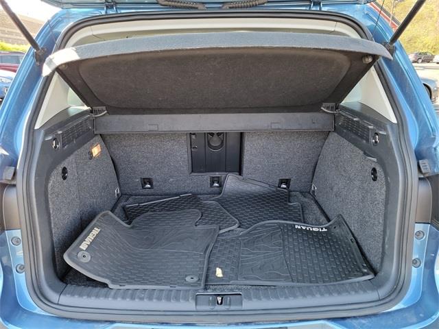2017 Volkswagen Tiguan Limited 2.0T, available for sale in Stratford, Connecticut | Wiz Leasing Inc. Stratford, Connecticut 2017 Volkswagen Tiguan Limited 2.0T, available for sale in Stratford, Connecticut | Wiz Leasing Inc. Stratford, Connecticut