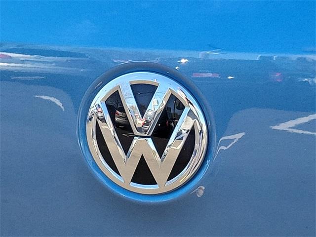 2017 Volkswagen Tiguan Limited 2.0T, available for sale in Stratford, Connecticut | Wiz Leasing Inc. Stratford, Connecticut 2017 Volkswagen Tiguan Limited 2.0T, available for sale in Stratford, Connecticut | Wiz Leasing Inc. Stratford, Connecticut