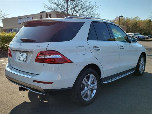 2013 Mercedes-benz M-class ML 350, available for sale in Stratford, Connecticut | Wiz Leasing Inc. Stratford, Connecticut 2013 Mercedes-benz M-class ML 350, available for sale in Stratford, Connecticut | Wiz Leasing Inc. Stratford, Connecticut