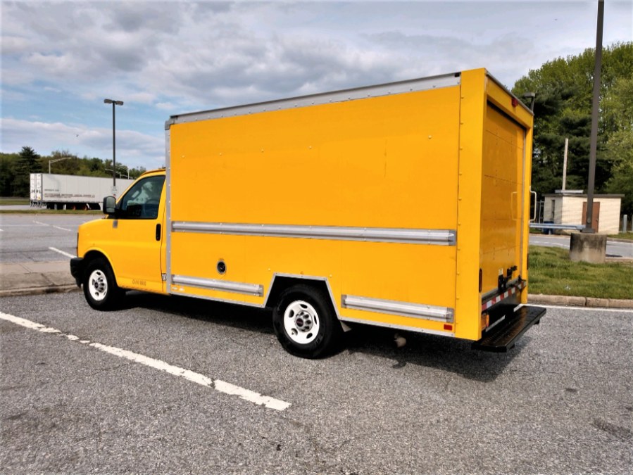 2017 GMC SAVANA 3500 12 FT BOX TRUCK SRW 139" WB CUTAWAY, available for sale in COPIAGUE, New York | Warwick Auto Sales Inc. COPIAGUE, New York 2017 GMC SAVANA 3500 12 FT BOX TRUCK SRW 139" WB CUTAWAY, available for sale in COPIAGUE, New York | Warwick Auto Sales Inc. COPIAGUE, New York