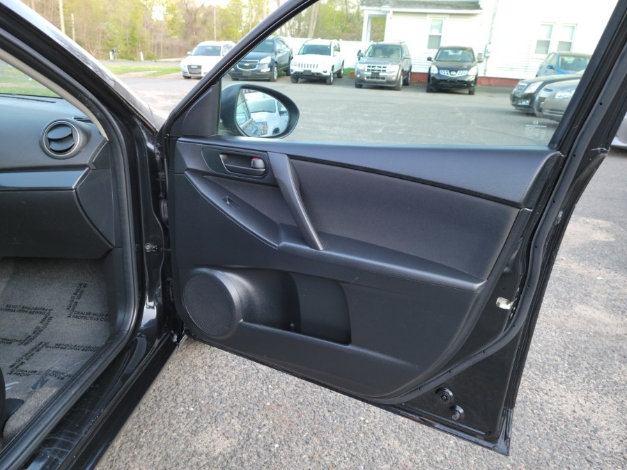 2010 Mazda Mazda3 Manual 4dr Sdn, available for sale in East Windsor, Connecticut | Toro Auto. East Windsor, Connecticut 2010 Mazda Mazda3 Manual 4dr Sdn, available for sale in East Windsor, Connecticut | Toro Auto. East Windsor, Connecticut