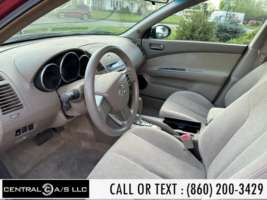 2005 Nissan Altima 4dr Sdn I4 Auto 2.5 S, available for sale in East Windsor, Connecticut | Central A/S LLC. East Windsor, Connecticut 2005 Nissan Altima 4dr Sdn I4 Auto 2.5 S, available for sale in East Windsor, Connecticut | Central A/S LLC. East Windsor, Connecticut