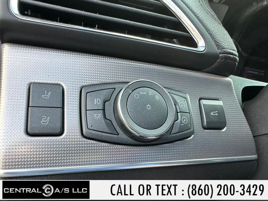 2013 Lincoln MKX AWD 4dr, available for sale in East Windsor, Connecticut | Central A/S LLC. East Windsor, Connecticut 2013 Lincoln MKX AWD 4dr, available for sale in East Windsor, Connecticut | Central A/S LLC. East Windsor, Connecticut