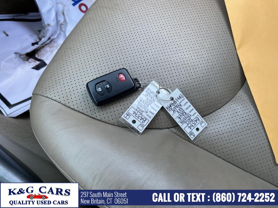 2012 Toyota RAV4 4WD 4dr I4 Limited, available for sale in New Britain, Connecticut | K and G Cars . New Britain, Connecticut 2012 Toyota RAV4 4WD 4dr I4 Limited, available for sale in New Britain, Connecticut | K and G Cars . New Britain, Connecticut