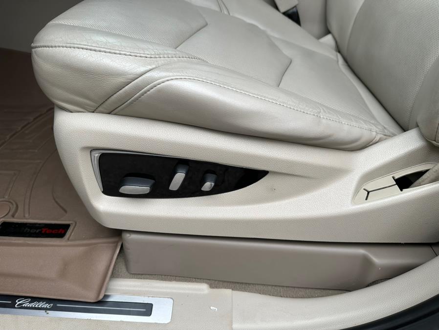 2017 Cadillac Escalade 4WD 4dr Luxury, available for sale in South Windsor, Connecticut | Mike And Tony Auto Sales, Inc. South Windsor, Connecticut 2017 Cadillac Escalade 4WD 4dr Luxury, available for sale in South Windsor, Connecticut | Mike And Tony Auto Sales, Inc. South Windsor, Connecticut