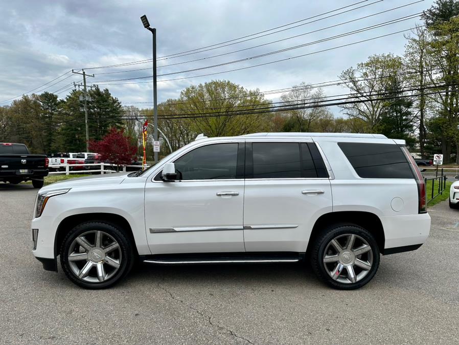 2017 Cadillac Escalade 4WD 4dr Luxury, available for sale in South Windsor, Connecticut | Mike And Tony Auto Sales, Inc. South Windsor, Connecticut 2017 Cadillac Escalade 4WD 4dr Luxury, available for sale in South Windsor, Connecticut | Mike And Tony Auto Sales, Inc. South Windsor, Connecticut