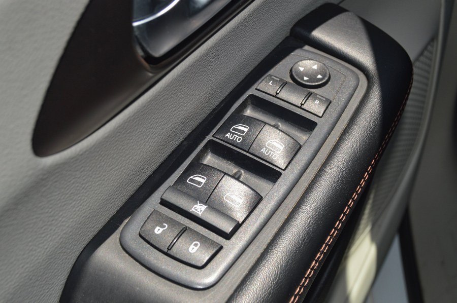 2018 Chrysler Pacifica LX FWD, available for sale in Moreno Valley, California | Fusion Motors Inc. Moreno Valley, California 2018 Chrysler Pacifica LX FWD, available for sale in Moreno Valley, California | Fusion Motors Inc. Moreno Valley, California