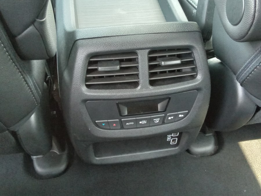 2020 Honda Pilot EX-L AWD, available for sale in Irvington, New Jersey | NJ Used Cars Center. Irvington, New Jersey 2020 Honda Pilot EX-L AWD, available for sale in Irvington, New Jersey | NJ Used Cars Center. Irvington, New Jersey