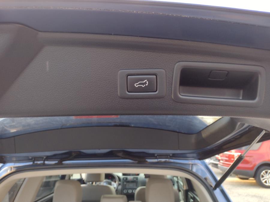 2014 Subaru Forester 4dr Auto 2.5i Touring PZEV, available for sale in Chicopee, Massachusetts | Matts Auto Mall LLC. Chicopee, Massachusetts 2014 Subaru Forester 4dr Auto 2.5i Touring PZEV, available for sale in Chicopee, Massachusetts | Matts Auto Mall LLC. Chicopee, Massachusetts