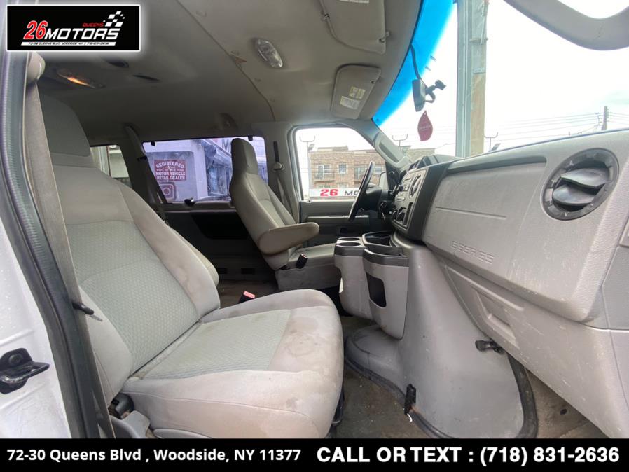 2013 Ford Econoline Wagon E-350 Super Duty XLT, available for sale in Woodside, New York | 26 Motors Queens. Woodside, New York 2013 Ford Econoline Wagon E-350 Super Duty XLT, available for sale in Woodside, New York | 26 Motors Queens. Woodside, New York