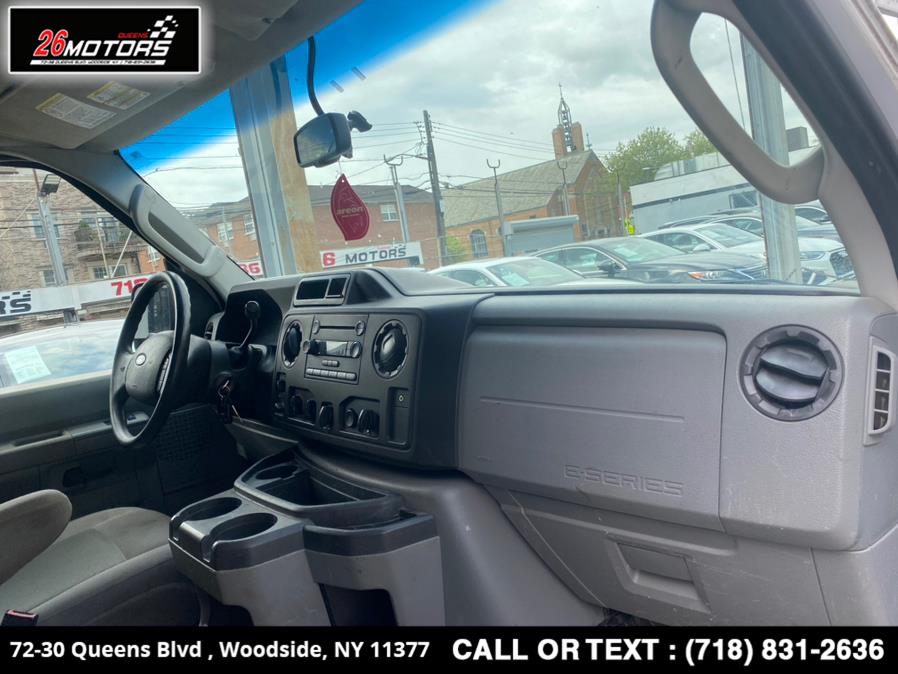 2013 Ford Econoline Wagon E-350 Super Duty XLT, available for sale in Woodside, New York | 26 Motors Queens. Woodside, New York 2013 Ford Econoline Wagon E-350 Super Duty XLT, available for sale in Woodside, New York | 26 Motors Queens. Woodside, New York