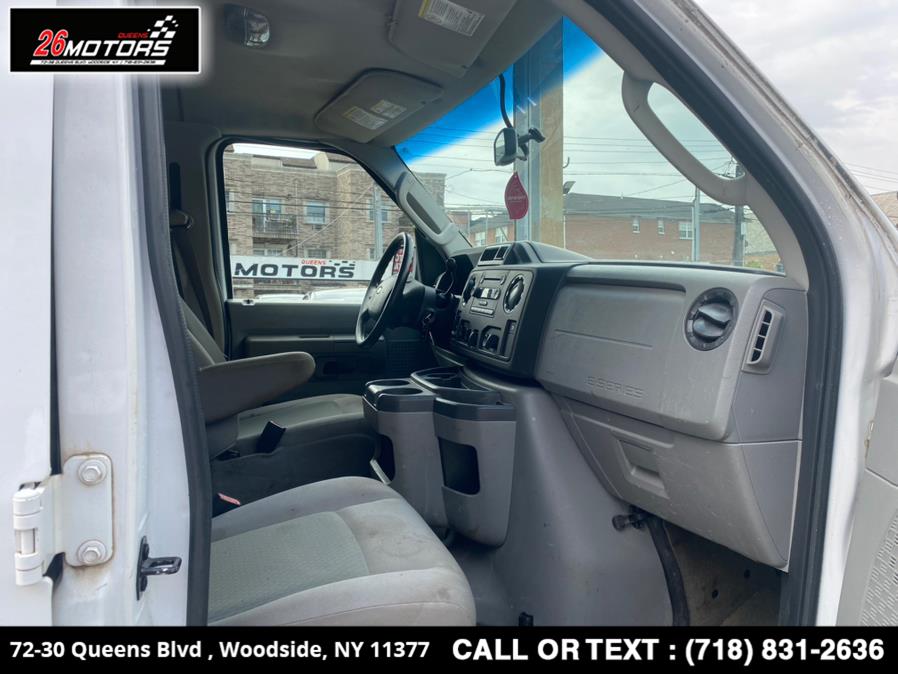 2013 Ford Econoline Wagon E-350 Super Duty XLT, available for sale in Woodside, New York | 26 Motors Queens. Woodside, New York 2013 Ford Econoline Wagon E-350 Super Duty XLT, available for sale in Woodside, New York | 26 Motors Queens. Woodside, New York