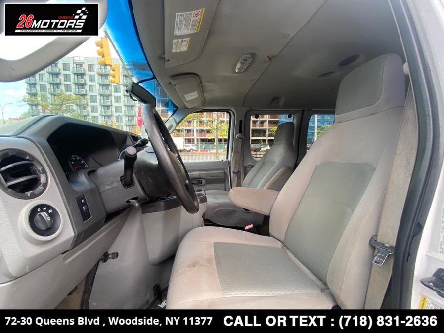 2013 Ford Econoline Wagon E-350 Super Duty XLT, available for sale in Woodside, New York | 26 Motors Queens. Woodside, New York 2013 Ford Econoline Wagon E-350 Super Duty XLT, available for sale in Woodside, New York | 26 Motors Queens. Woodside, New York