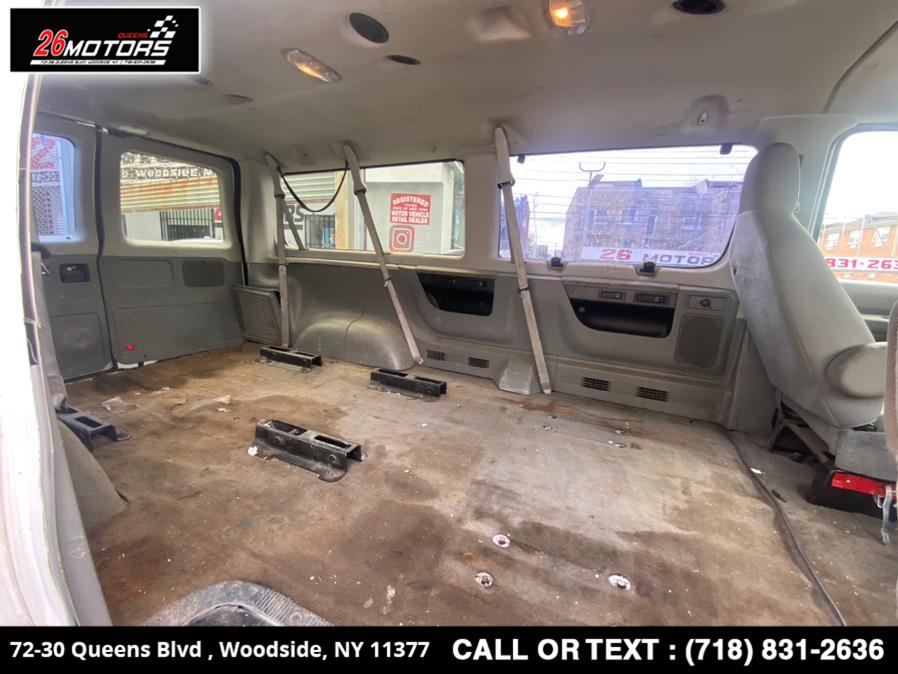 2013 Ford Econoline Wagon E-350 Super Duty XLT, available for sale in Woodside, New York | 26 Motors Queens. Woodside, New York 2013 Ford Econoline Wagon E-350 Super Duty XLT, available for sale in Woodside, New York | 26 Motors Queens. Woodside, New York