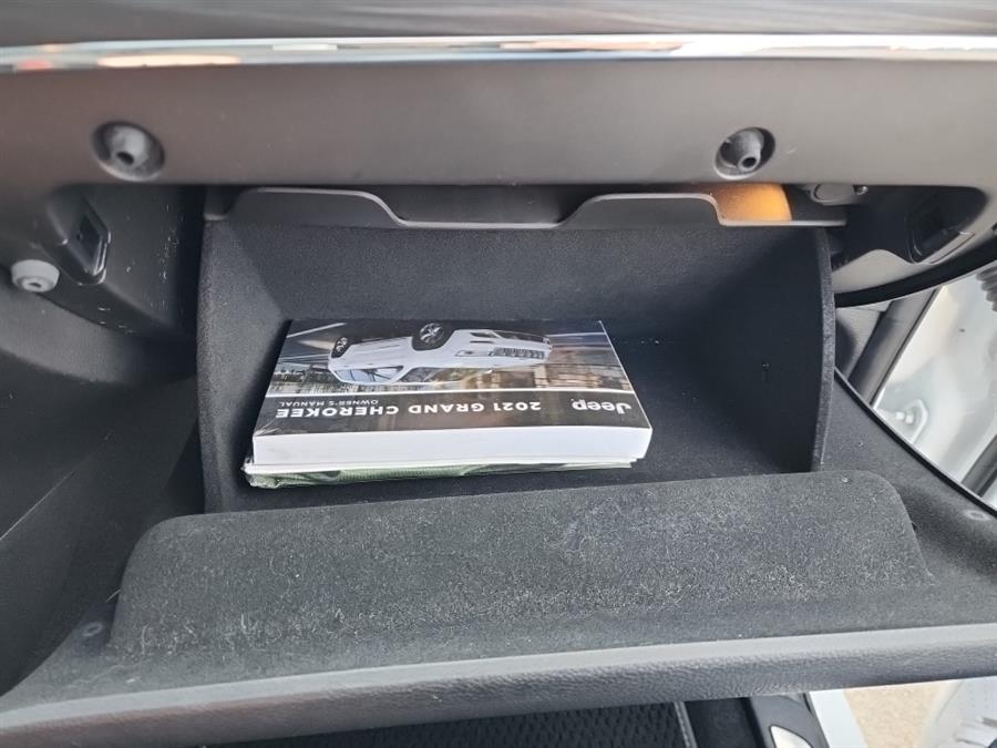 2021 Jeep Grand Cherokee Limited 4x4, available for sale in Islip, New York | L.I. Auto Gallery. Islip, New York 2021 Jeep Grand Cherokee Limited 4x4, available for sale in Islip, New York | L.I. Auto Gallery. Islip, New York