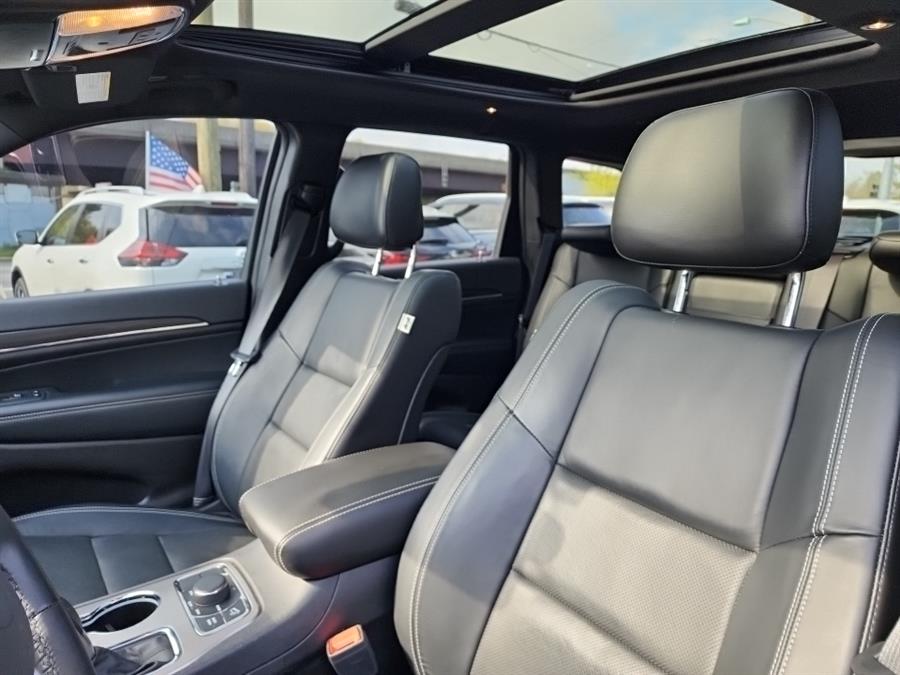2021 Jeep Grand Cherokee Limited 4x4, available for sale in Islip, New York | L.I. Auto Gallery. Islip, New York 2021 Jeep Grand Cherokee Limited 4x4, available for sale in Islip, New York | L.I. Auto Gallery. Islip, New York