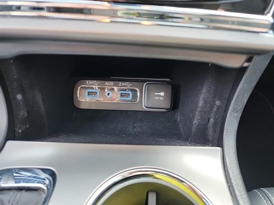 2021 Jeep Grand Cherokee Limited 4x4, available for sale in Islip, New York | L.I. Auto Gallery. Islip, New York 2021 Jeep Grand Cherokee Limited 4x4, available for sale in Islip, New York | L.I. Auto Gallery. Islip, New York