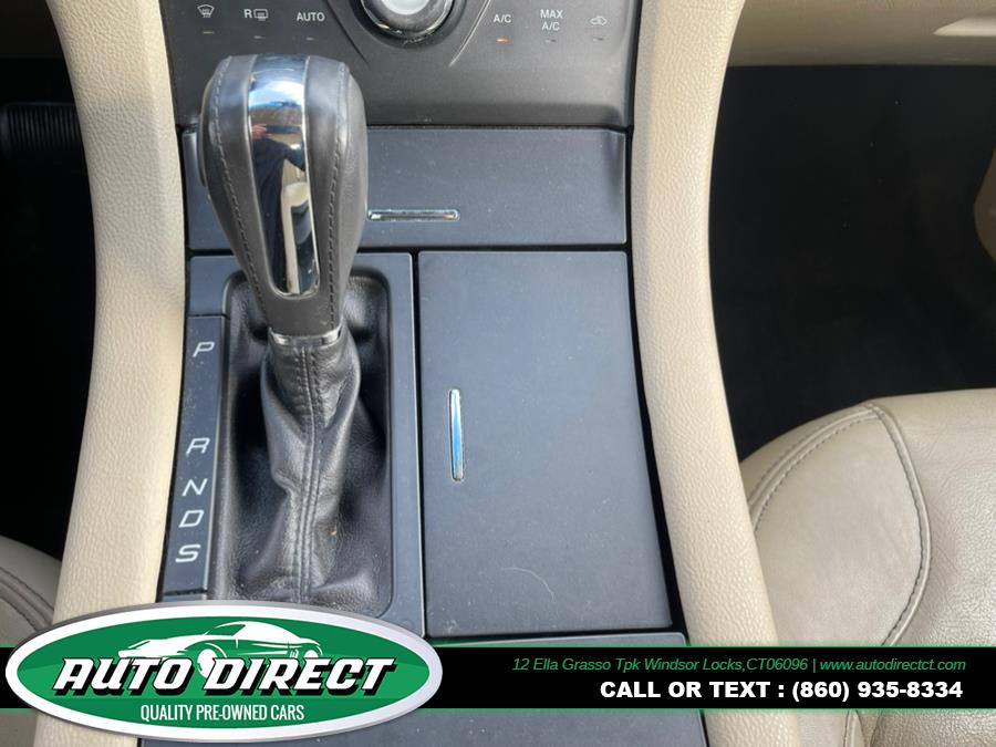 2015 Ford Taurus 4dr Sdn SEL FWD, available for sale in Windsor Locks, Connecticut | Auto Direct LLC. Windsor Locks, Connecticut 2015 Ford Taurus 4dr Sdn SEL FWD, available for sale in Windsor Locks, Connecticut | Auto Direct LLC. Windsor Locks, Connecticut