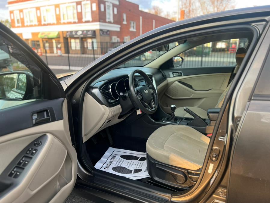 2011 Kia Optima 4dr Sdn 2.4L Man LX, available for sale in Springfield, Massachusetts | Jordan Auto Sales. Springfield, Massachusetts 2011 Kia Optima 4dr Sdn 2.4L Man LX, available for sale in Springfield, Massachusetts | Jordan Auto Sales. Springfield, Massachusetts
